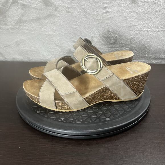 Dansko Womens Sz 10-10.5 Susie Brown Wedge Nubuck Leather Strappy Sandals - Picture 3 of 10